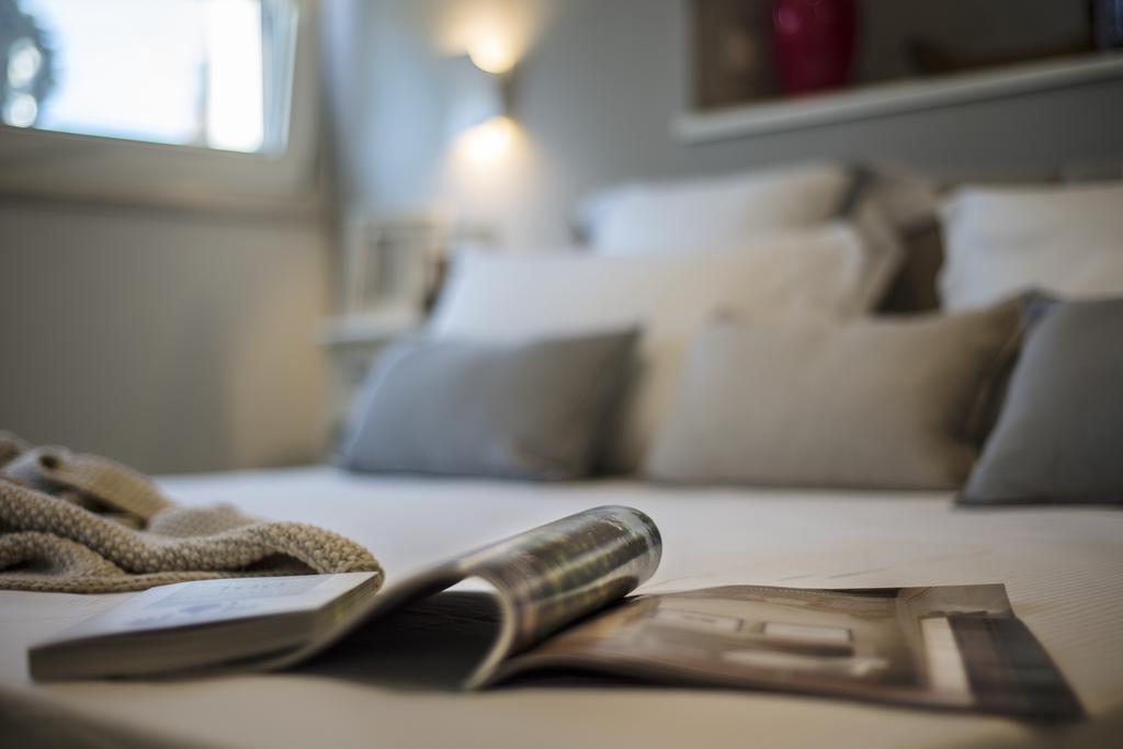 Riviera Carducci Rooms Πεσκιέρα ντελ Γκάρντα Εξωτερικό φωτογραφία