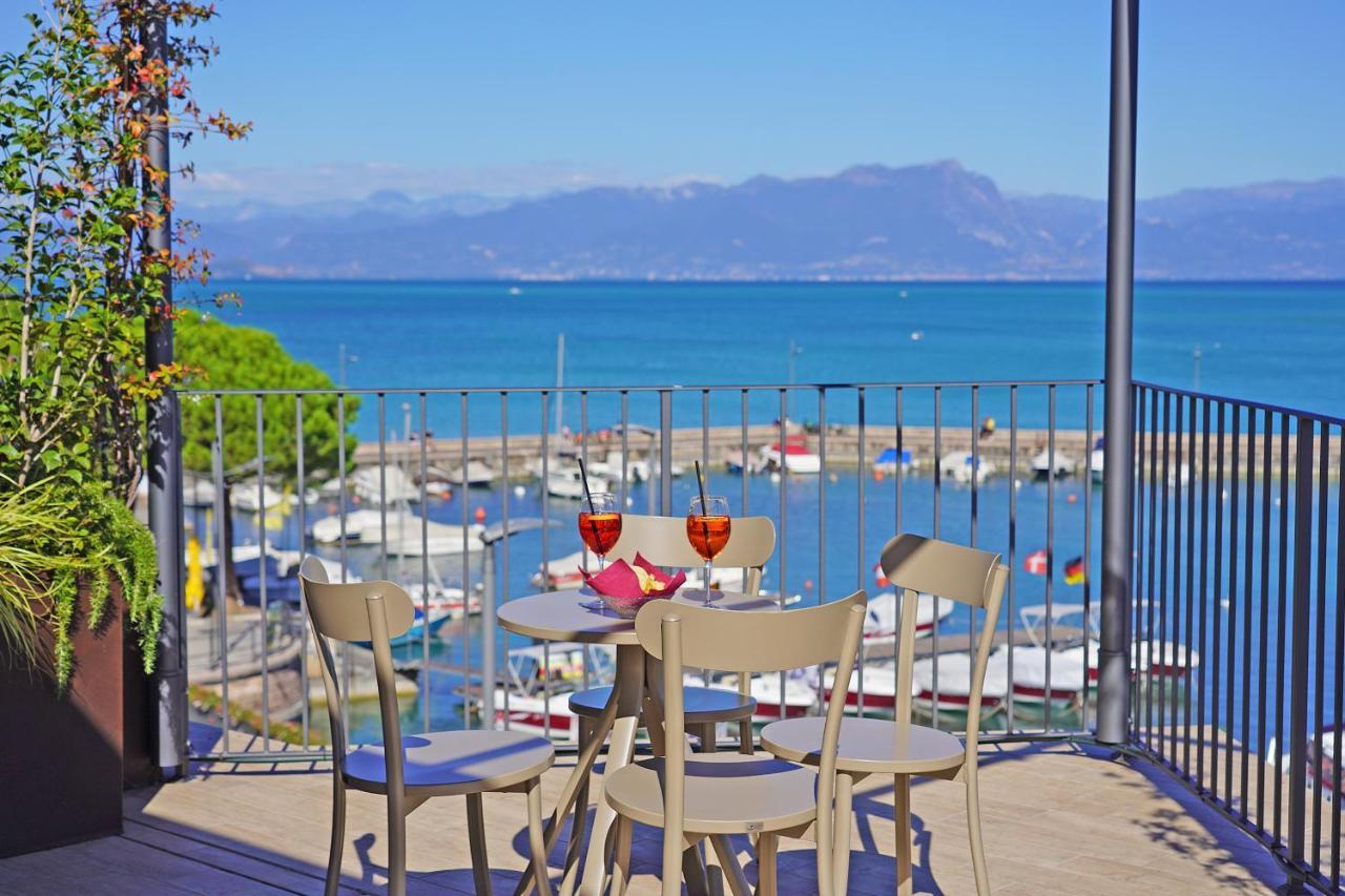Riviera Carducci Rooms Πεσκιέρα ντελ Γκάρντα Εξωτερικό φωτογραφία
